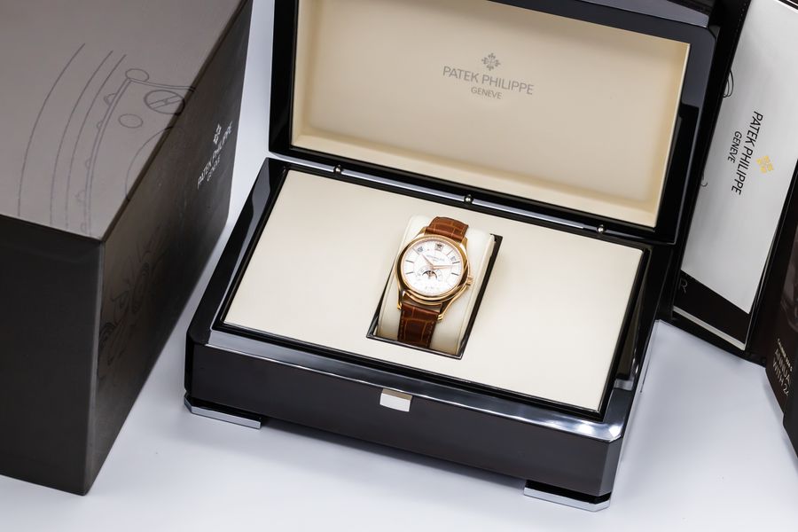 Patek Philippe Complications 5205R-001